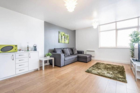 *AH4U* 1-Bed Apartment
